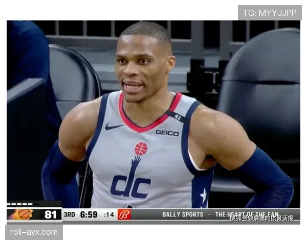 罗纳尔迪尼奥重返绿茵场，状态回暖引球迷热议