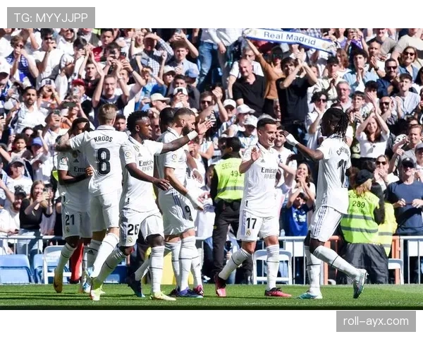 皇马中场发力，球队状态回暖并重拾胜利轨道