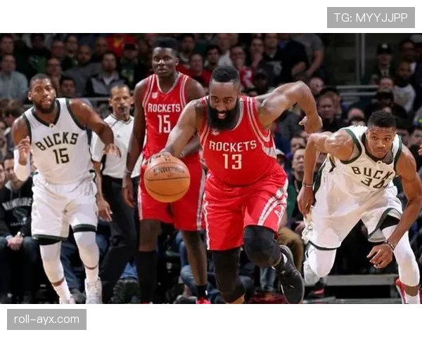 奥拉朱旺背身单打效率提升 主导火箭内线攻防转换